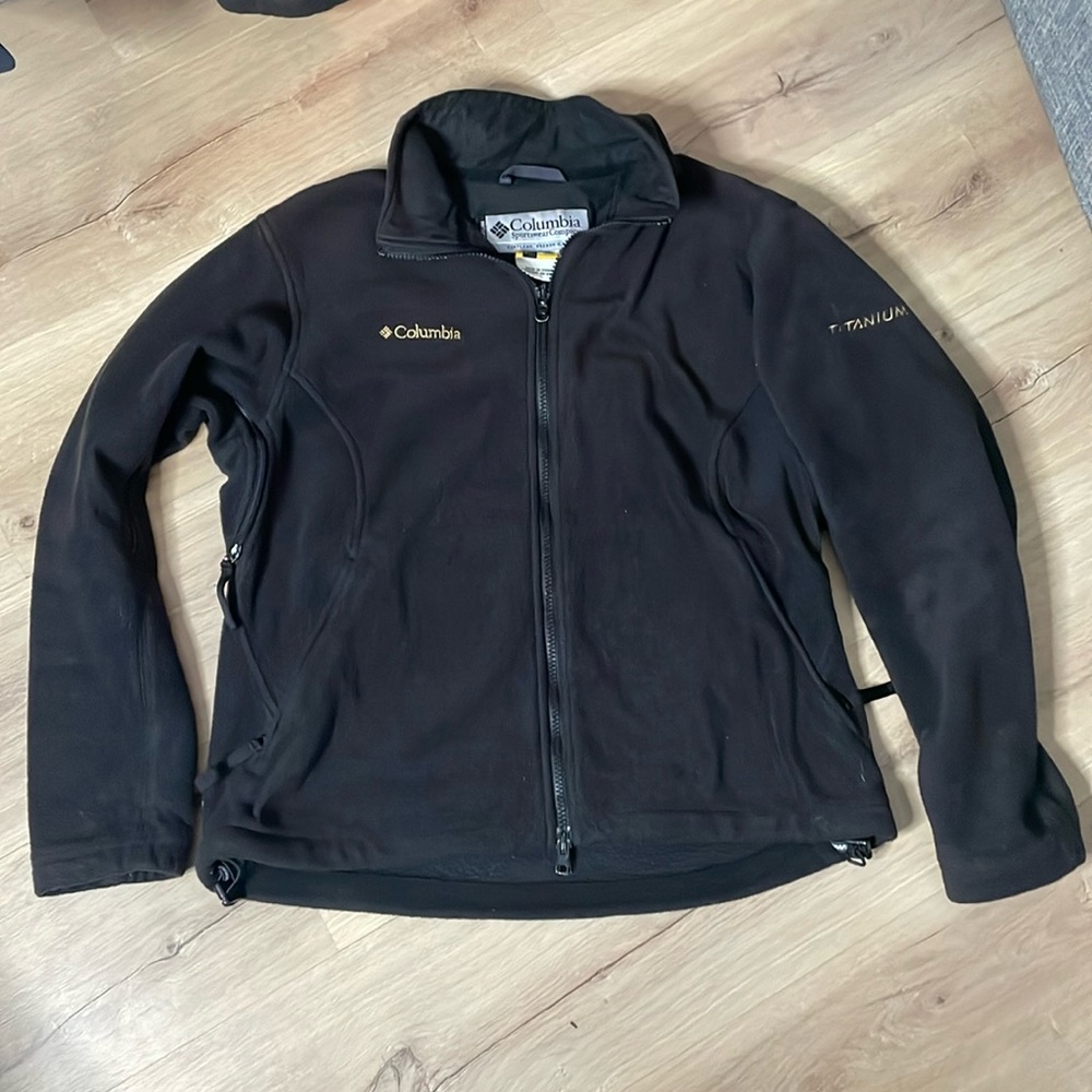 Vintage Y2K Columbia Titanium Black and Gold Fleece. Interchange. Large. EUC!
